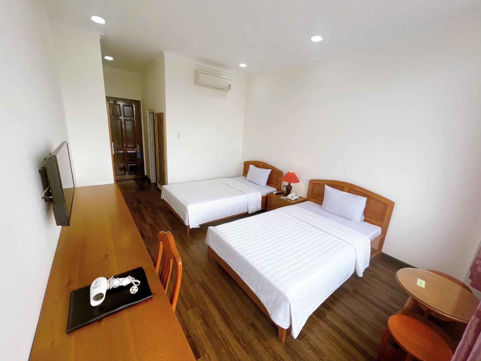 Hotel Khach San Binh Minh Phan Thiết Zewnętrze zdjęcie