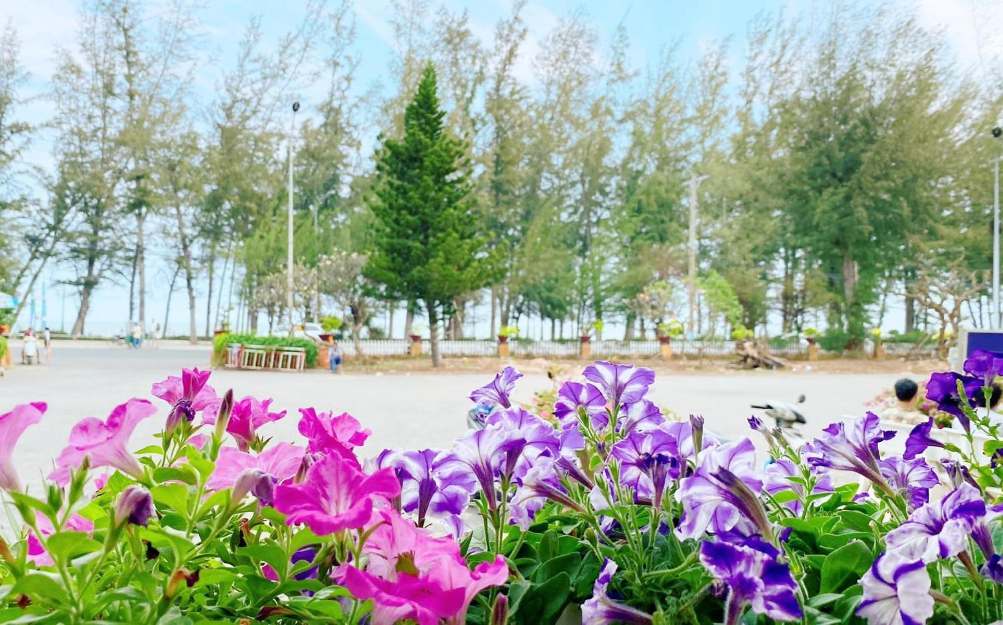 Hotel Khach San Binh Minh Phan Thiết Zewnętrze zdjęcie