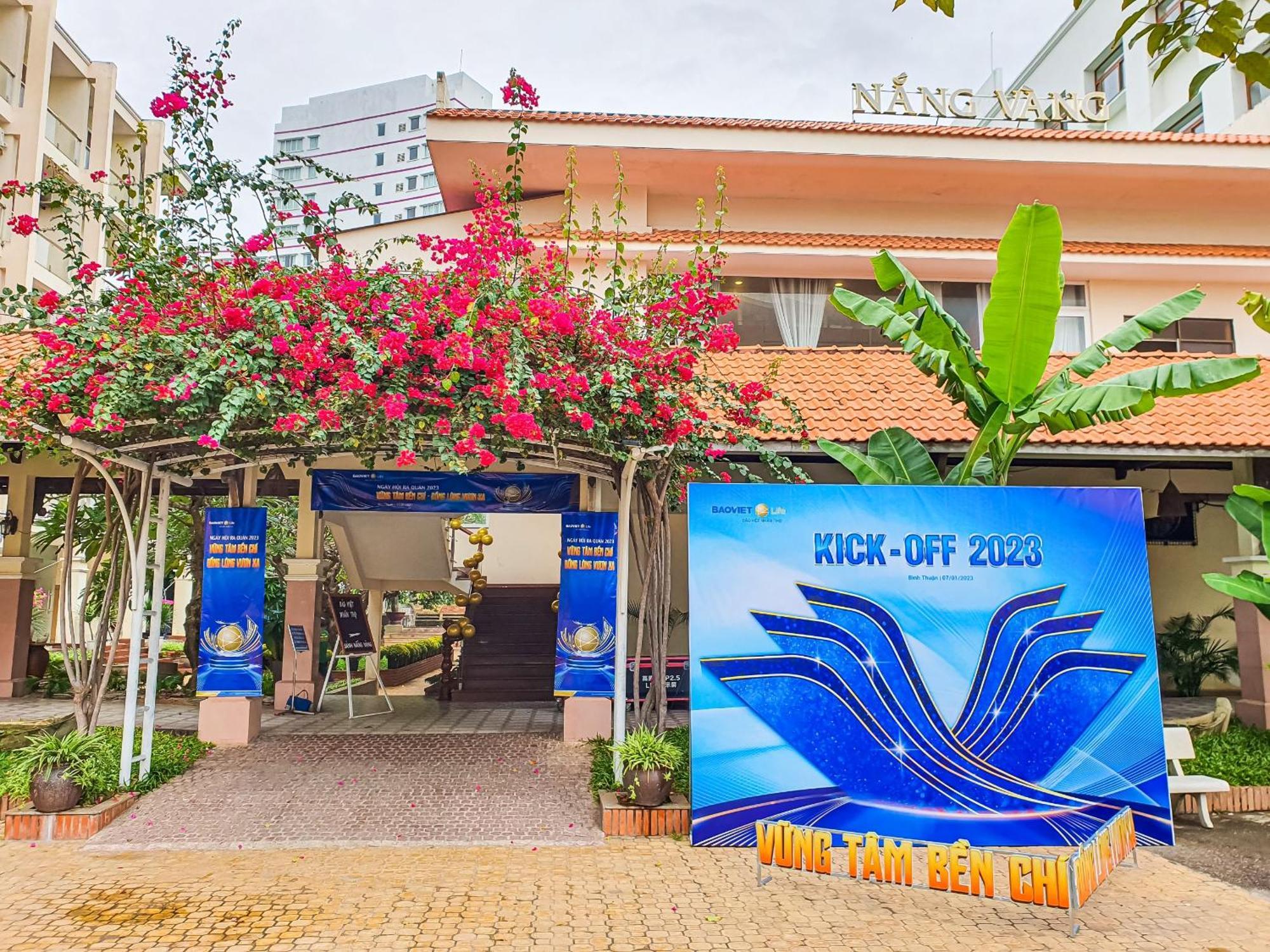 Hotel Khach San Binh Minh Phan Thiết Zewnętrze zdjęcie