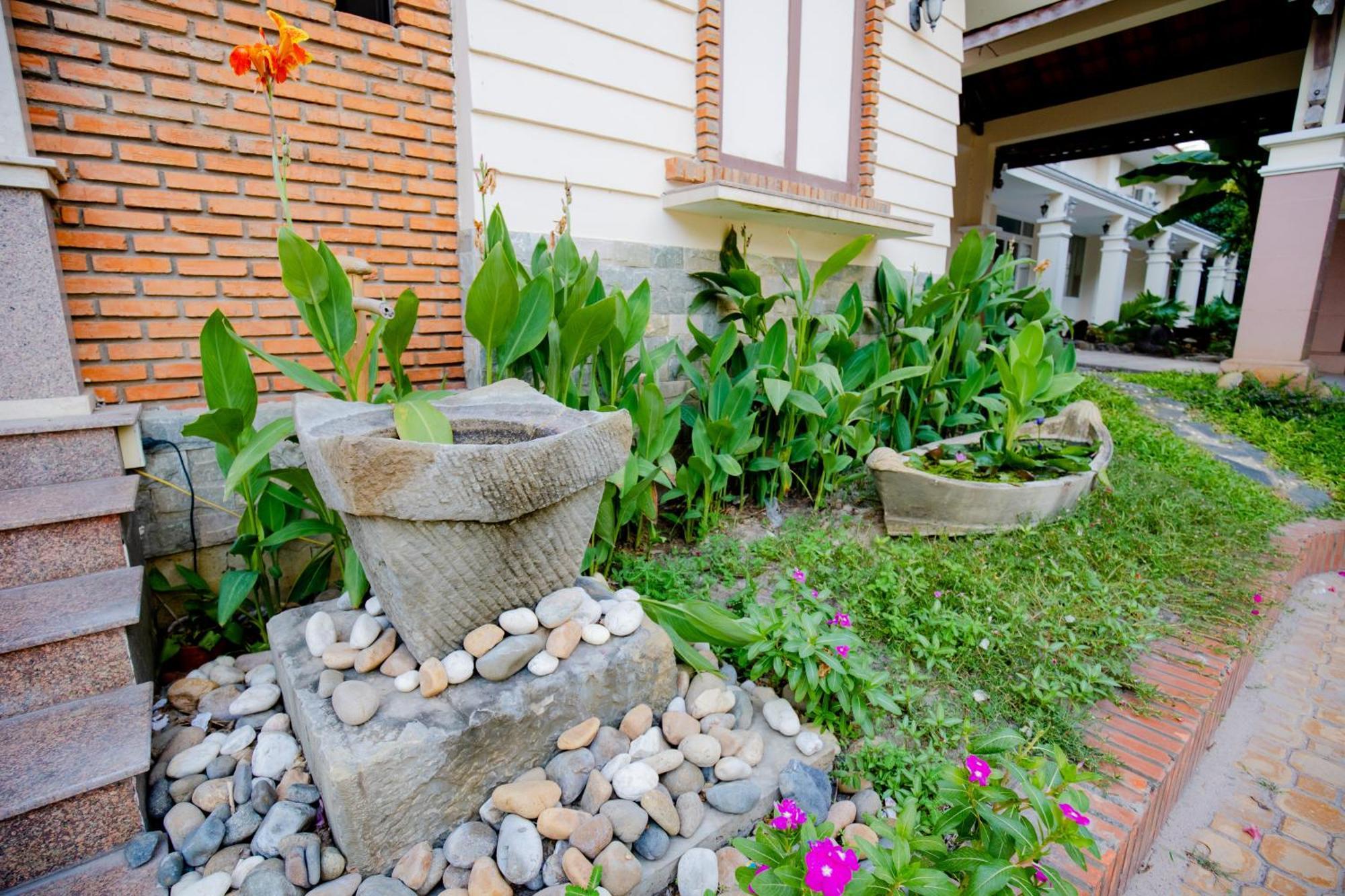 Hotel Khach San Binh Minh Phan Thiết Zewnętrze zdjęcie