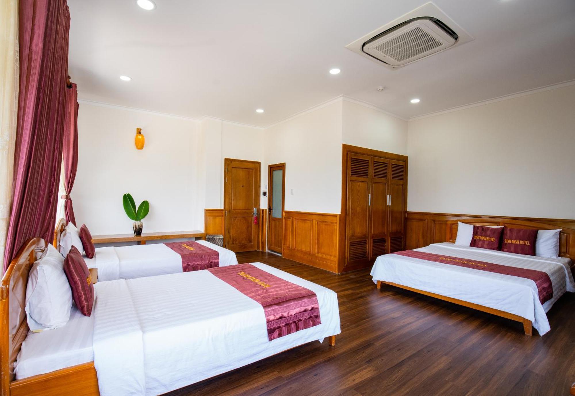 Hotel Khach San Binh Minh Phan Thiết Zewnętrze zdjęcie