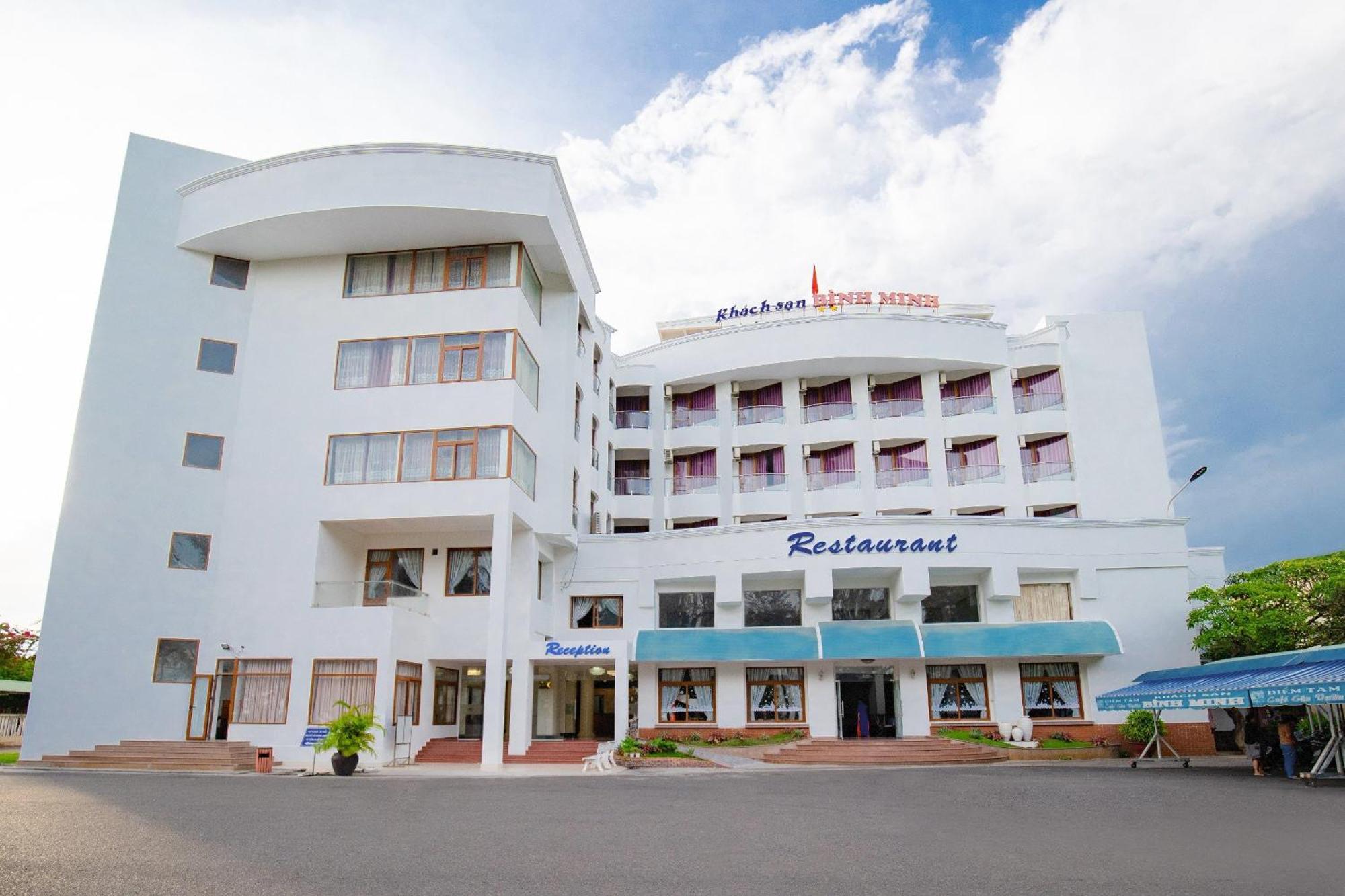 Hotel Khach San Binh Minh Phan Thiết Zewnętrze zdjęcie
